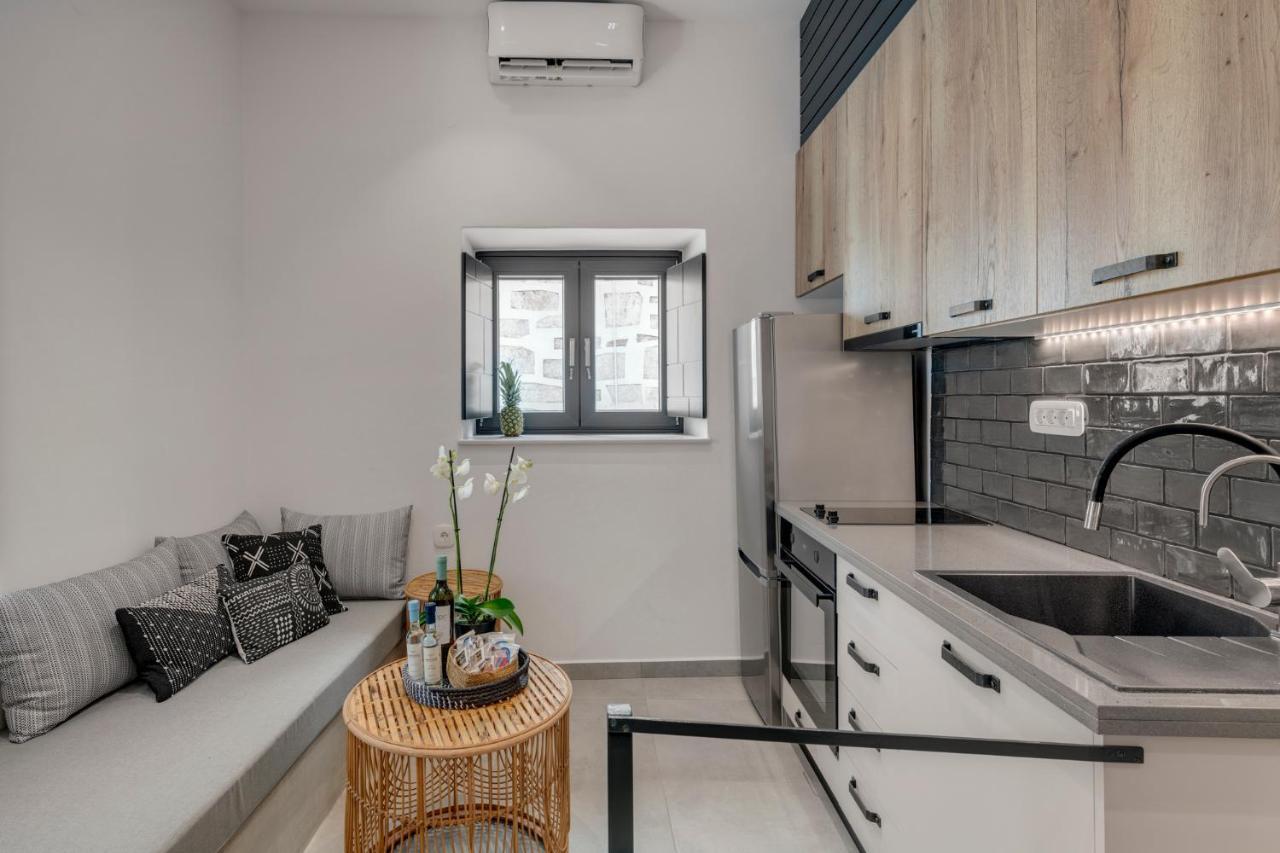 Syrose Suites Ερμούπολη Εξωτερικό φωτογραφία